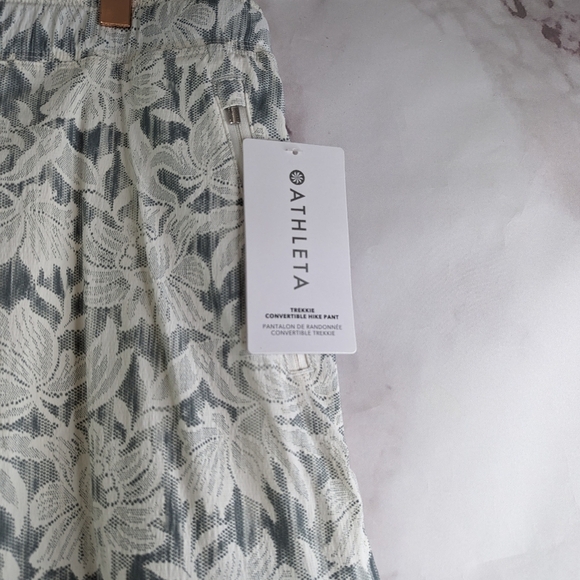 Athleta Pants Womens 16 Trekkie Hike Convertible Ethereal Green Lace Zip Off - Picture 12 of 13